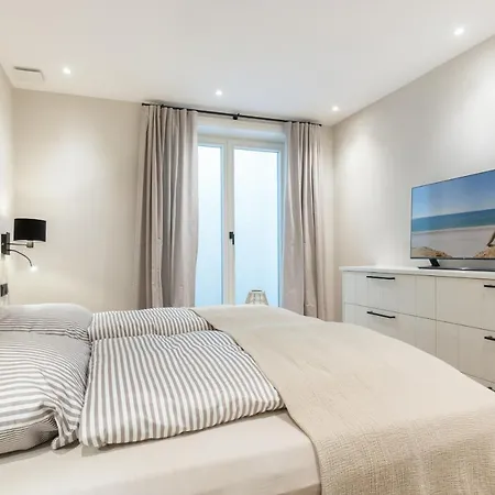 Neu! Ferienhaus Hus Amy - Luxus,Lage, Laessigkeit Mit Kleinem Meerblick Sylt